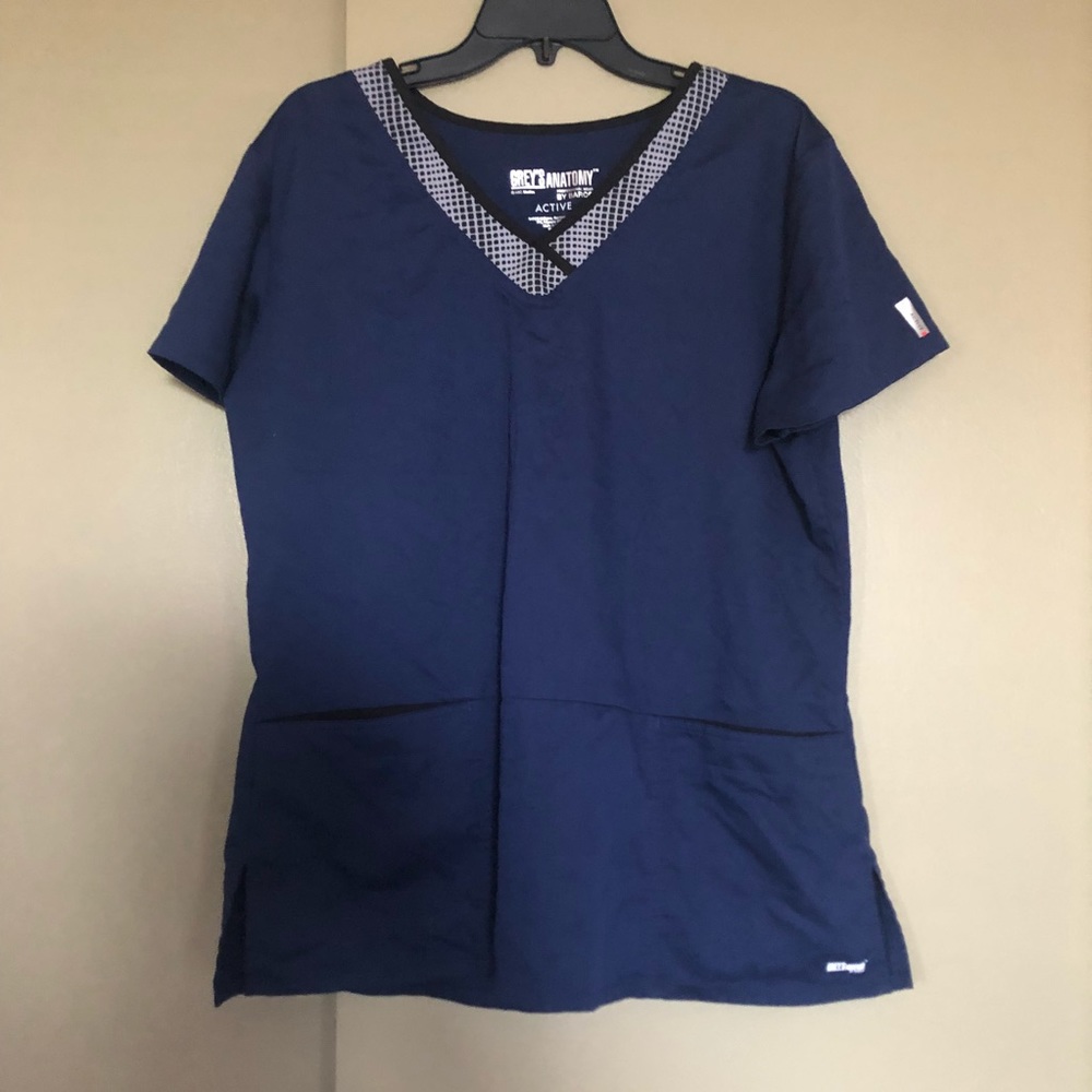 Grey’s Anatomy by Barco Medical Uniform Scrubs Top